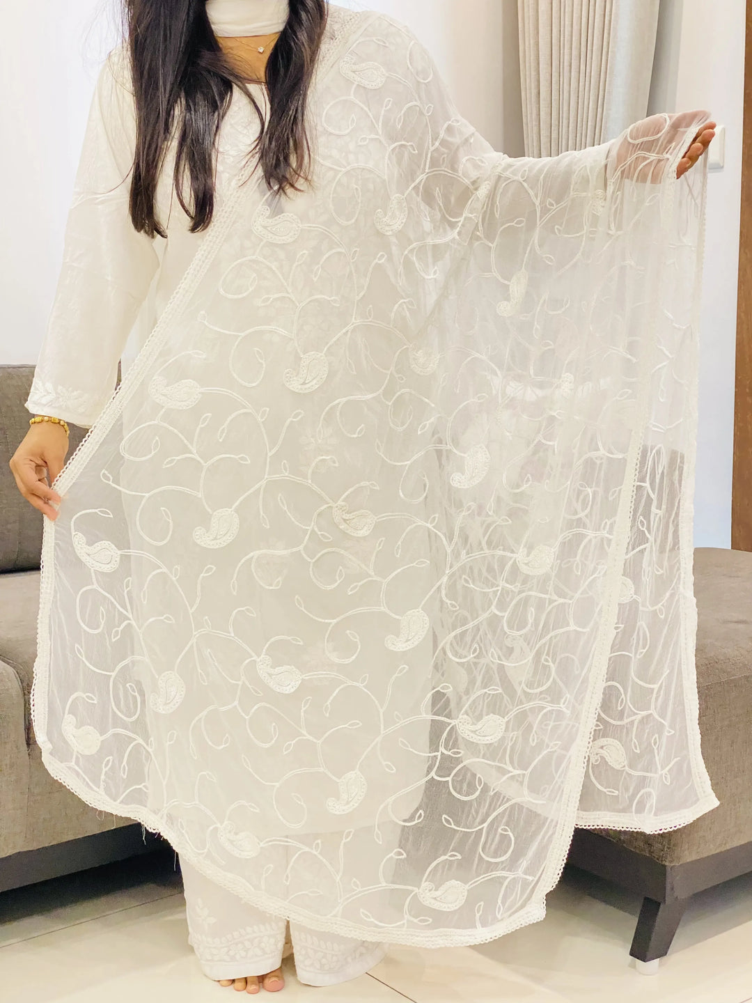 White Keri Jaal Aari Jaal Women's Dupatta
