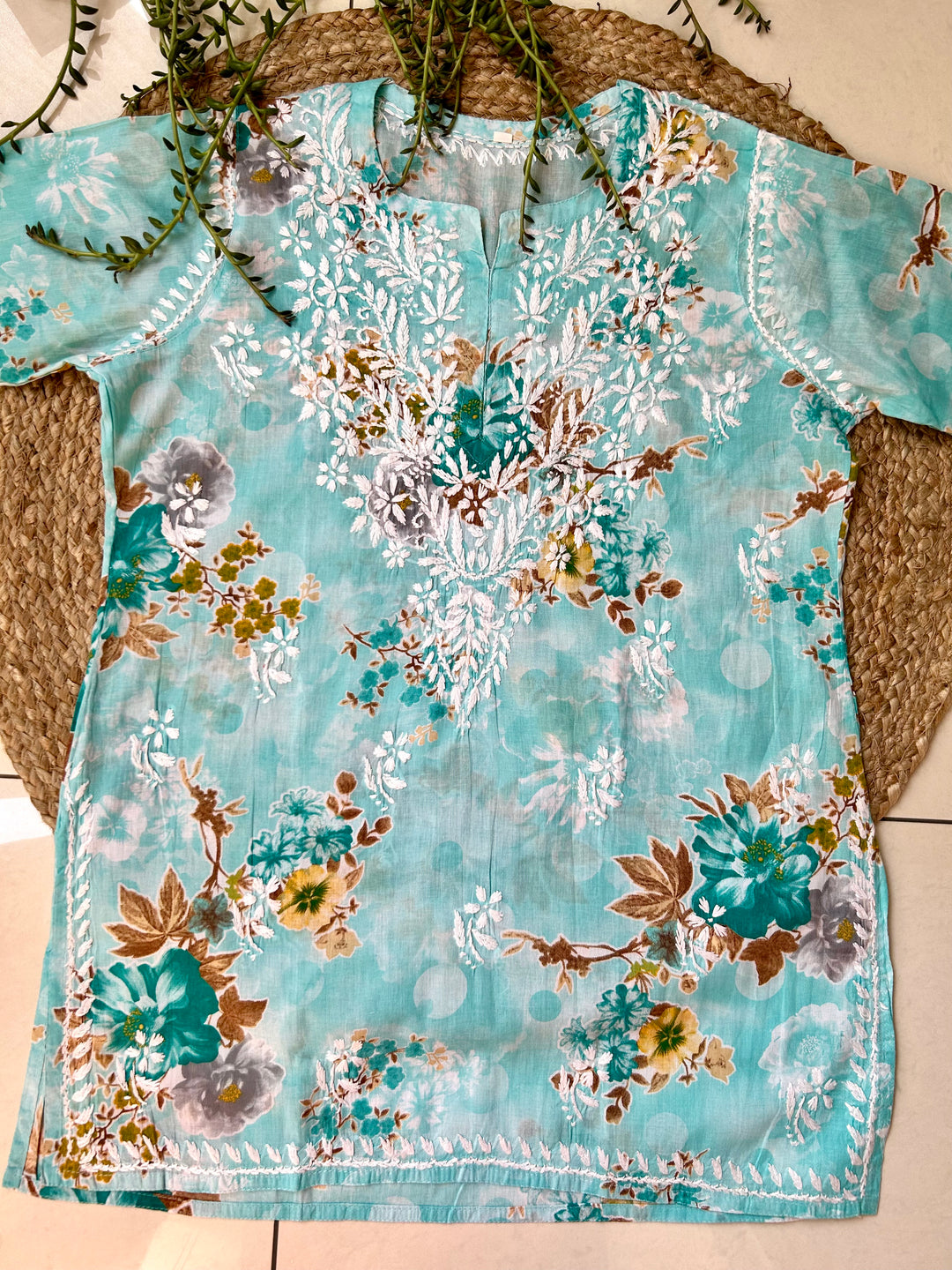 Nisha Mulmul Chikankari Hand Embroidered Women's Floral Short kurta - Mint Blue