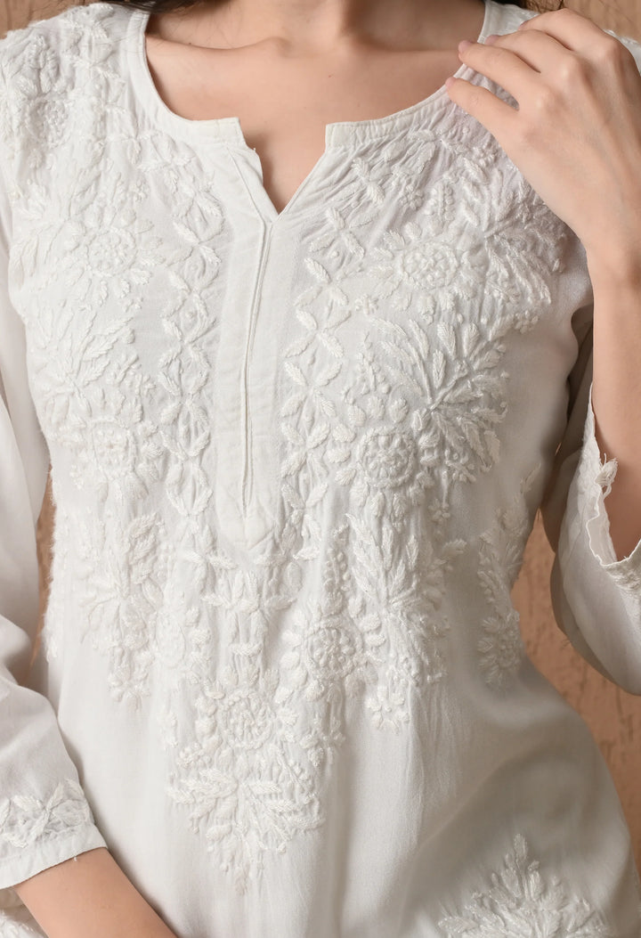 Hasti Rayon Ombre Shade Chikankari Women's Straight Kurta - White