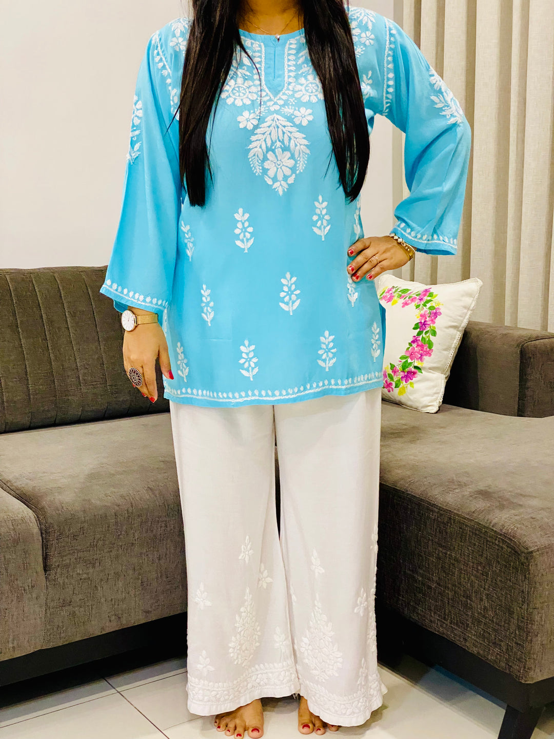 Sky Parnika Rayon Chikankari Solid Women's Short Kurta